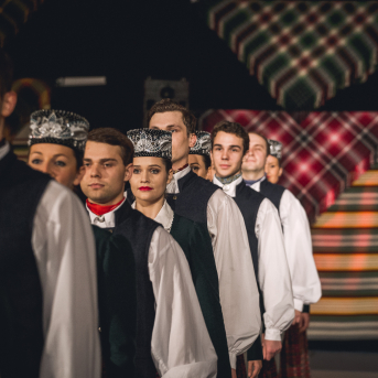 Līgo Jampadrača VIII deju svētkos - Pagājušajā nedēļas nogalē priecējām skatītājus gadskārtējos Jampadrača deju svētkos Limbažos. Paldies par kopā būšanas prieku! Foto: Mārcis Benužs, Klāvs Jurēvičs, Artūrs Vanags