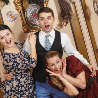 Līgo Ziemas Balle 2017 - Decembra beigās visi "Līgo" sastāvi sanāca kopā, lai kopīgi ieskandinātu Ziemas balli un svinētu dzīvi! 
Satikšanās prieks, skanīgas dziesmas un elpu aizraujošas dejas.