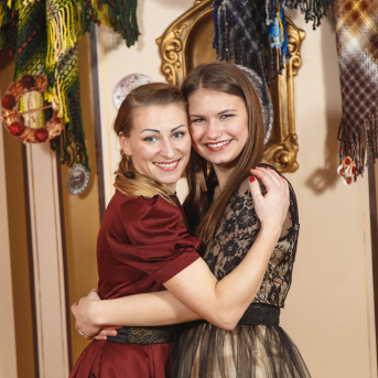 Līgo Ziemas Balle 2017 - Decembra beigās visi "Līgo" sastāvi sanāca kopā, lai kopīgi ieskandinātu Ziemas balli un svinētu dzīvi! 
Satikšanās prieks, skanīgas dziesmas un elpu aizraujošas dejas.