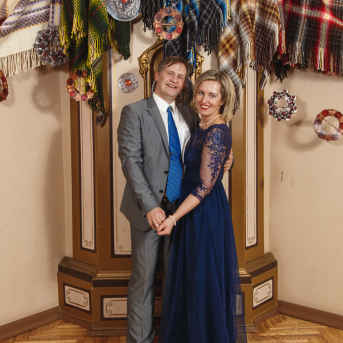 Līgo Ziemas Balle 2017 - Decembra beigās visi "Līgo" sastāvi sanāca kopā, lai kopīgi ieskandinātu Ziemas balli un svinētu dzīvi! 
Satikšanās prieks, skanīgas dziesmas un elpu aizraujošas dejas.