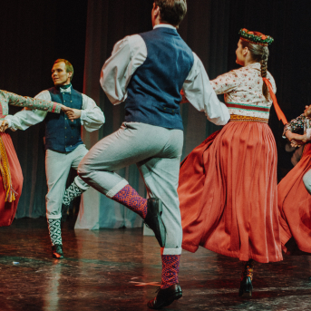 Līgo bērnu un jauniešu studijas jubilejas koncerts "No saknītes es izaugu" - 