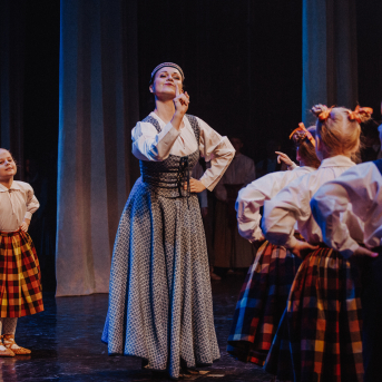 Līgo bērnu un jauniešu studijas jubilejas koncerts "No saknītes es izaugu" - 