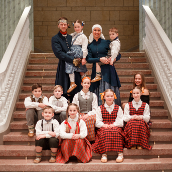 Līgo bērnu un jauniešu studijas jubilejas koncerts "No saknītes es izaugu" - 