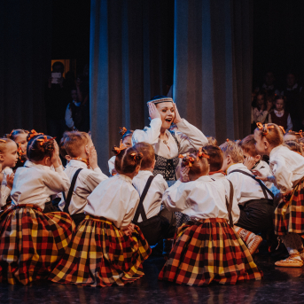 Līgo bērnu un jauniešu studijas jubilejas koncerts "No saknītes es izaugu" - 