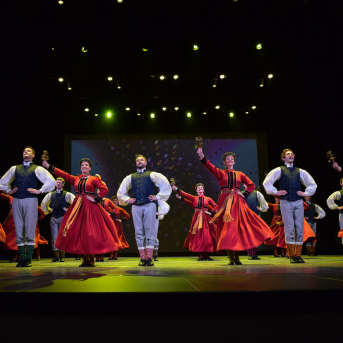 Ar sirdi dejā un svētkos - Kuplinājām Latvijas novadu deju kolektīvu koncertu ciklu „Ar sirdi dejā un svētkos”, priecājoties kopā ar mūsu Jāni Purviņu, Vispārējo latviešu Dziesmu un Deju svētku virsvadītāju, un izdejojot viņa radīto "Sasala jūrīna".

 