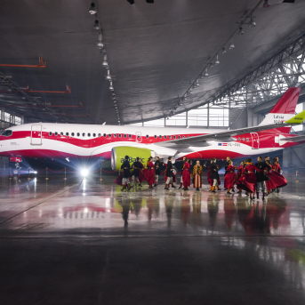 Atklājot AirBaltic #LV100 lidmašīnu - 