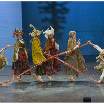 Deju lielkoncerts SAULES SPĒKS - Kad zemi klāja balta sniega sega un gaiss viļņojās pirmssvētku sajūtās, arī mēs priecējām skatītājus deju lielkoncertā "Saules spēks". #TDALīgo