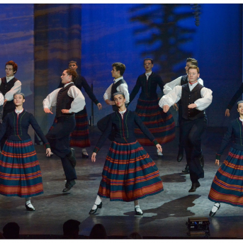 Deju lielkoncerts SAULES SPĒKS - Kad zemi klāja balta sniega sega un gaiss viļņojās pirmssvētku sajūtās, arī mēs priecējām skatītājus deju lielkoncertā "Saules spēks". #TDALīgo