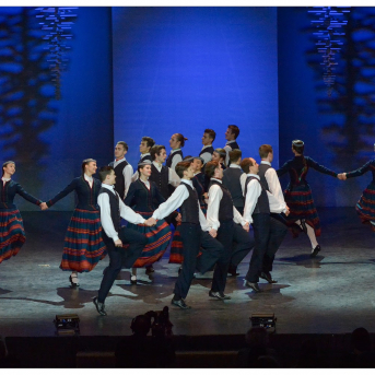 Deju lielkoncerts SAULES SPĒKS - Kad zemi klāja balta sniega sega un gaiss viļņojās pirmssvētku sajūtās, arī mēs priecējām skatītājus deju lielkoncertā "Saules spēks". #TDALīgo