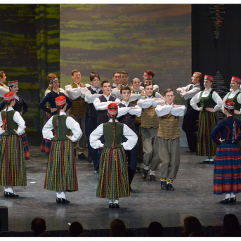 Deju lielkoncerts SAULES SPĒKS - Kad zemi klāja balta sniega sega un gaiss viļņojās pirmssvētku sajūtās, arī mēs priecējām skatītājus deju lielkoncertā "Saules spēks". #TDALīgo