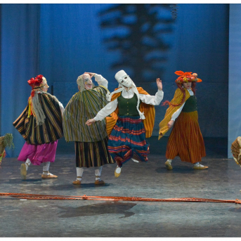 Deju lielkoncerts SAULES SPĒKS - Kad zemi klāja balta sniega sega un gaiss viļņojās pirmssvētku sajūtās, arī mēs priecējām skatītājus deju lielkoncertā "Saules spēks". #TDALīgo