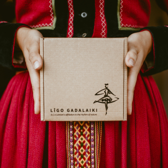 Latvijas dejas sajūtu kastīte "LĪGO GADALAIKI" - 