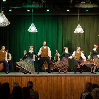 Dejai tāda dvēselīte - 