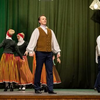 Dejai tāda dvēselīte - 