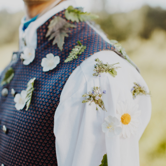 SPĒKS, KAS MŪSOS ZIED - 