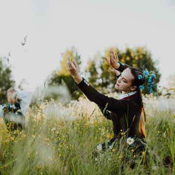 SPĒKS, KAS MŪSOS ZIED - 