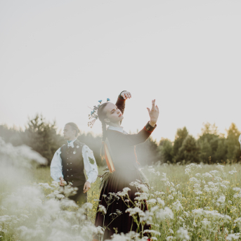 SPĒKS, KAS MŪSOS ZIED - 