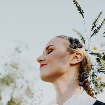 SPĒKS, KAS MŪSOS ZIED - 