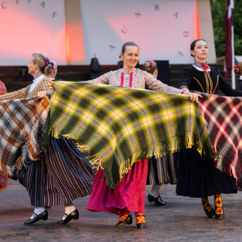 XXVII Vispārējo latviešu Dziesmu un XVII Deju svētku deju lieluzveduma “Mūžīgais dzinējs” modelēšanas koncerts - 