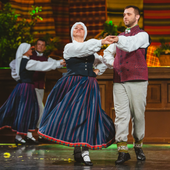 RKTMC “Mazā ģilde” deju kolektīvu koncerts “Vidusvasaras dzīvestības” - 