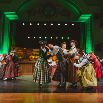 RKTMC “Mazā ģilde” deju kolektīvu koncerts “Vidusvasaras dzīvestības” - 