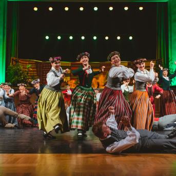 RKTMC “Mazā ģilde” deju kolektīvu koncerts “Vidusvasaras dzīvestības” - 