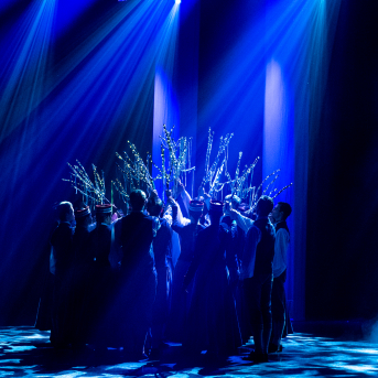 Deju koncerts "Ziemas danči" - Atkal satikšanās ziemas baltumā. ❄️
Aizvadot “Ziemas dančus”, kopā būšanas priekā nosvinējām TDA Diždancis 45. jubilejas sezonu.