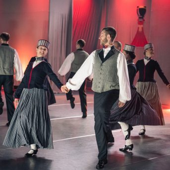 Deju koncerts “Saules pilni visi gaisi” - 