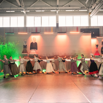 Deju koncerts “Saules pilni visi gaisi” - 