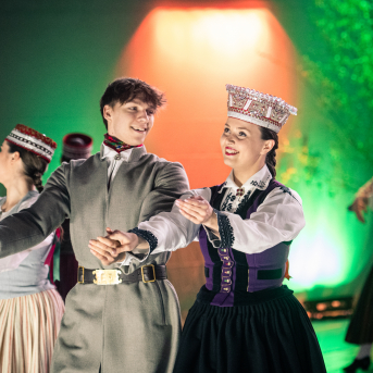 Deju koncerts “Saules pilni visi gaisi” - 