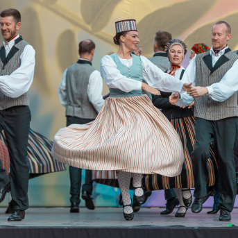 RKTMC “Mazā ģilde” deju kolektīvu lielkoncerts “Vidusvasaras dzīvestības” - 