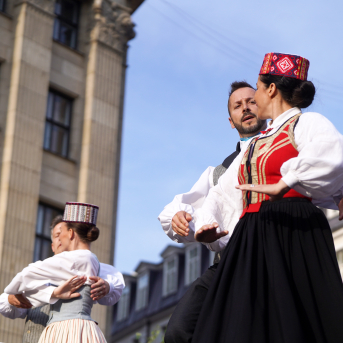 RKTMC “Mazā ģilde” deju kolektīvu lielkoncerts “Vidusvasaras dzīvestības” - 