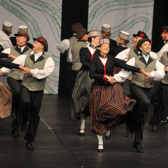 XXVII VISPĀRĒJO LATVIEŠU DZIESMU UN XVII DEJU SVĒTKU DEJU KOLEKTĪVU FINĀLA KONKURSS - 