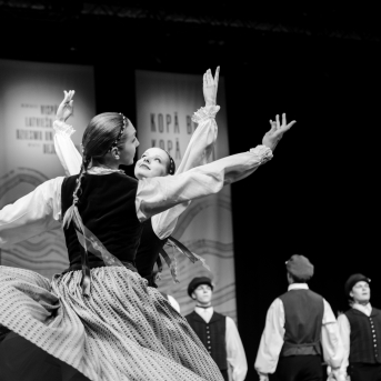 XXVII VISPĀRĒJO LATVIEŠU DZIESMU UN XVII DEJU SVĒTKU DEJU KOLEKTĪVU FINĀLA KONKURSS - 