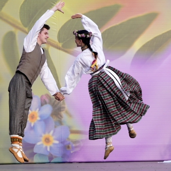 RKTMC “Mazā ģilde” deju kolektīvu lielkoncerts “Vidusvasaras dzīvestības” - 