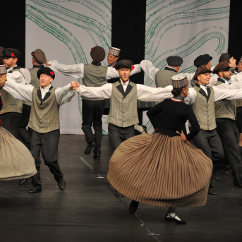 XXVII VISPĀRĒJO LATVIEŠU DZIESMU UN XVII DEJU SVĒTKU DEJU KOLEKTĪVU FINĀLA KONKURSS - 