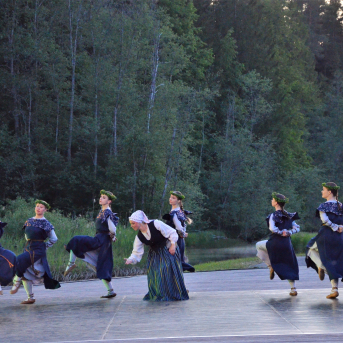 "Vilkaču mantiniece" Valkā - 