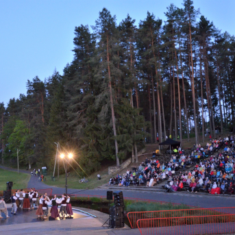 "Vilkaču mantiniece" Valkā - 