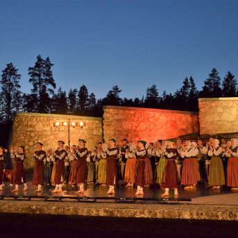 "Vilkaču mantiniece" Valkā - 