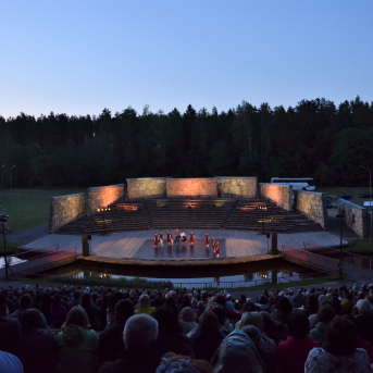 "Vilkaču mantiniece" Valkā - 