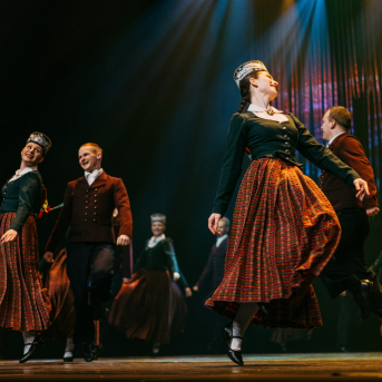 TDA Zelta sietiņš jubilejas gada III koncerts DRAUGU SVEICIENI LIELDIENĀS - 