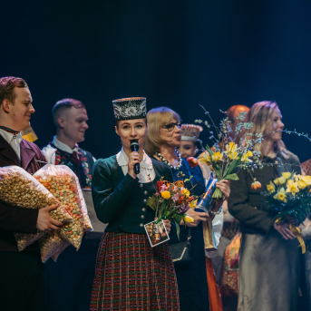 TDA Zelta sietiņš jubilejas gada III koncerts DRAUGU SVEICIENI LIELDIENĀS - 