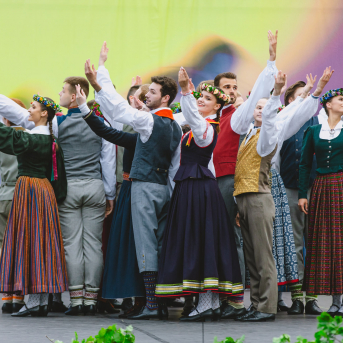 RKTMC “Mazā ģilde” visu paaudžu deju kolektīvu lielkoncerts “Vidusvasaras dzīvestības” - 