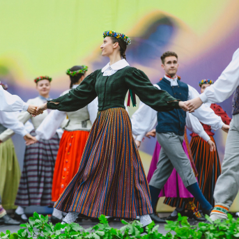 RKTMC “Mazā ģilde” visu paaudžu deju kolektīvu lielkoncerts “Vidusvasaras dzīvestības” - 