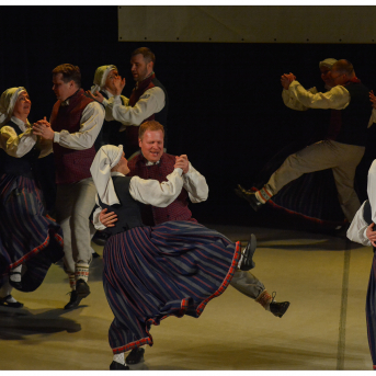 Līgo Zemgalē un Sēlijā. Sēšana. - Foto: Jānis Tiļčiks