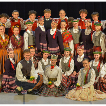 Līgo Zemgalē un Sēlijā. Sēšana. - Foto: Jānis Tiļčiks