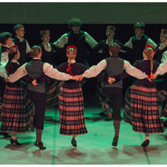 Līgo Zemgalē un Sēlijā. Sēšana. - Foto: Jānis Tiļčiks