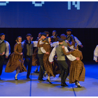 Līgo Zemgalē un Sēlijā. Sēšana. - Foto: Jānis Tiļčiks