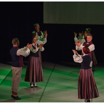 Līgo Zemgalē un Sēlijā. Sēšana. - Foto: Jānis Tiļčiks