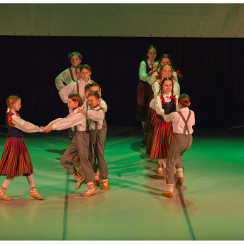 Līgo Zemgalē un Sēlijā. Sēšana. - Foto: Jānis Tiļčiks